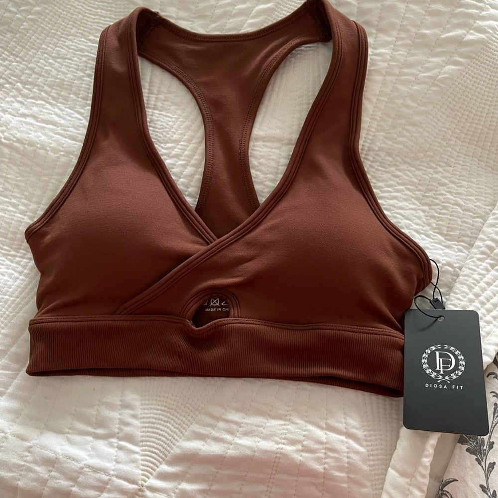 Sports bra